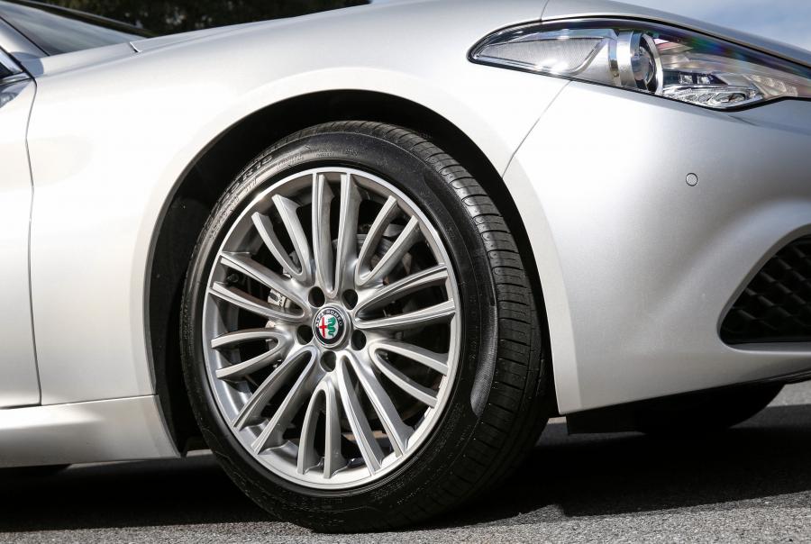 Колеса Alfa Romeo Giulia (952) 2017 года  (AU) (фото 38 из 52)